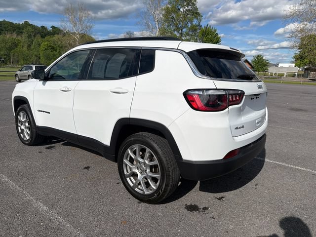 Used 2022 Jeep Compass Latitude AWD/4WD image 3
