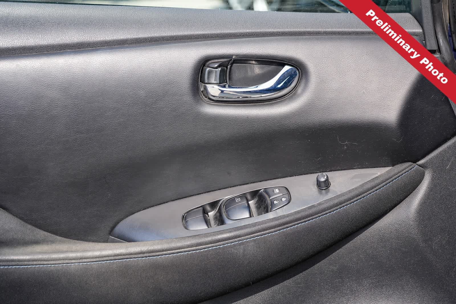 Used 2018 Nissan Leaf S w/ S Charge Package FWD image 15