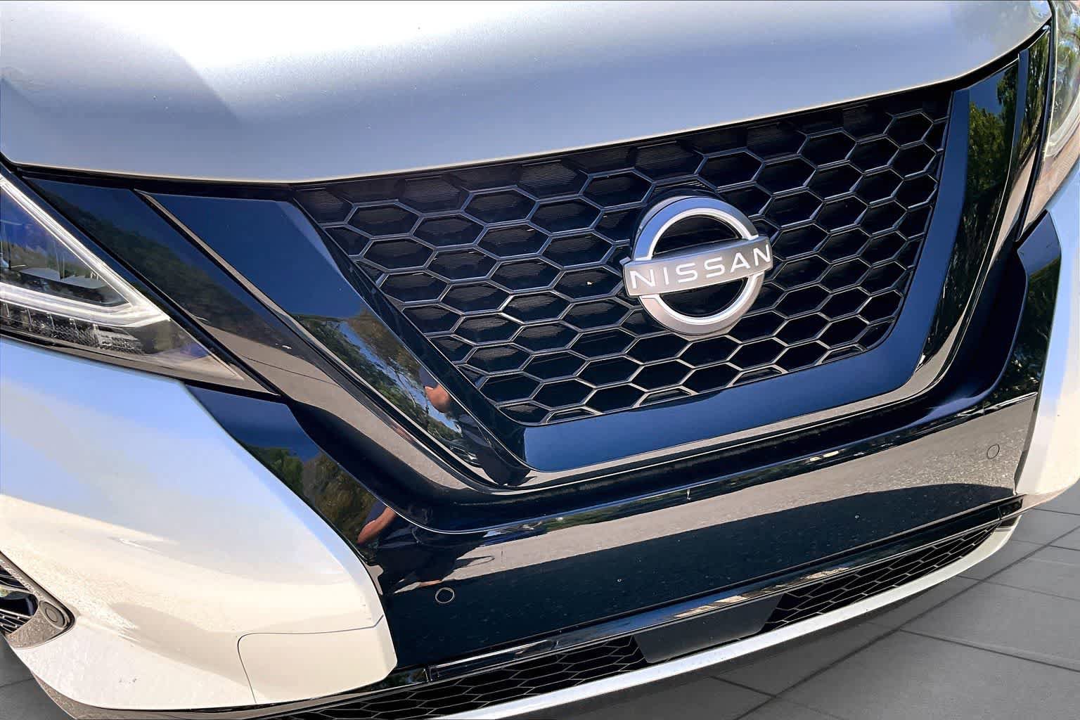 Used 2024 Nissan Murano SV w/ SV Midnight Edition Package FWD image 49