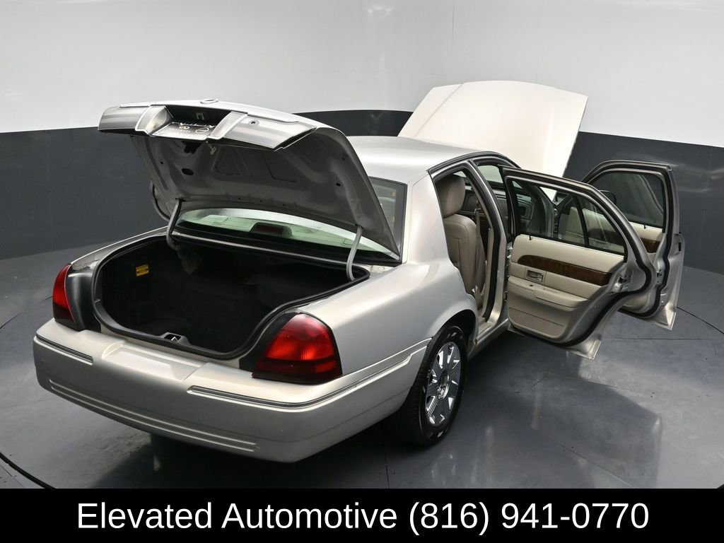 Used 2011 Mercury Grand Marquis LS RWD image 27