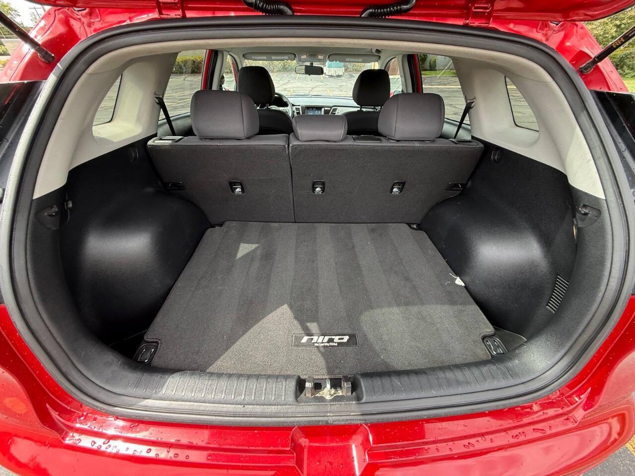 Used 2019 Kia Niro LX FWD image 15