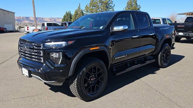 New 2026 GMC Canyon Denali w/ LPO, Denali Black Edition image 4