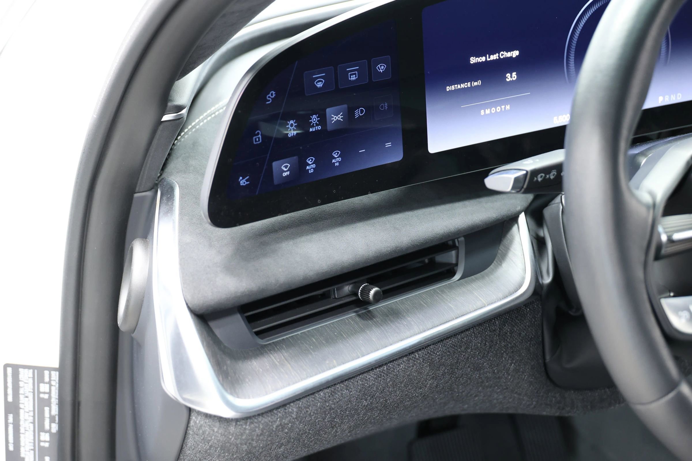 Used 2023 Lucid Air Grand Touring image 20