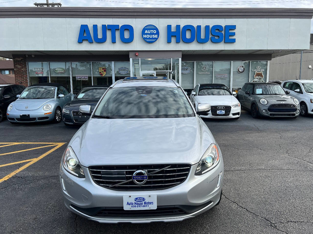 Used 2016 Volvo XC60 T5 Platinum w/ Protection Package AWD/4WD image 2