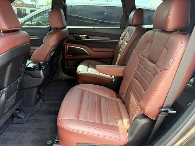 Used 2023 Kia Telluride SX Prestige AWD/4WD image 15