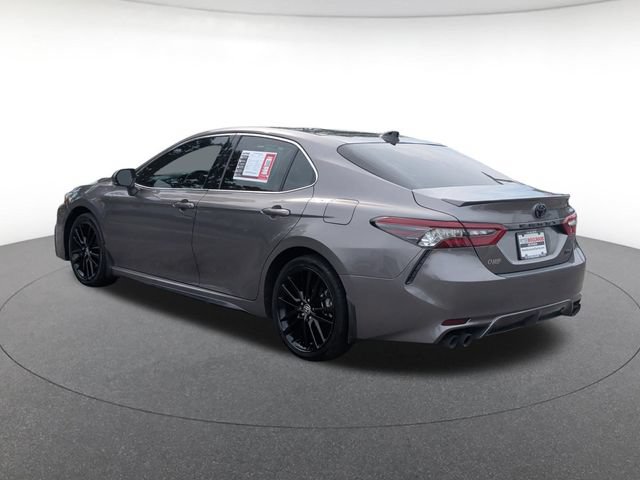 Used 2024 Toyota Camry XSE FWD image 3