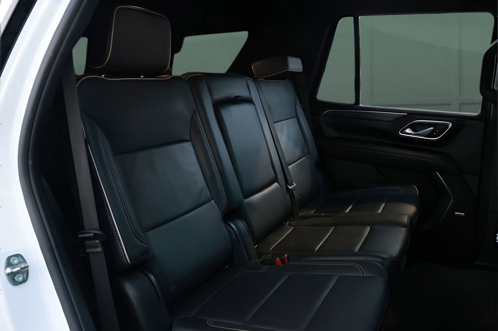 Used 2024 GMC Yukon SLT image 15