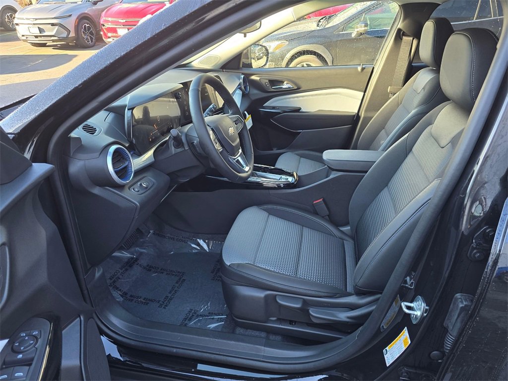 New 2026 Chevrolet Trax LT w/ Driver Confidence Package image 20