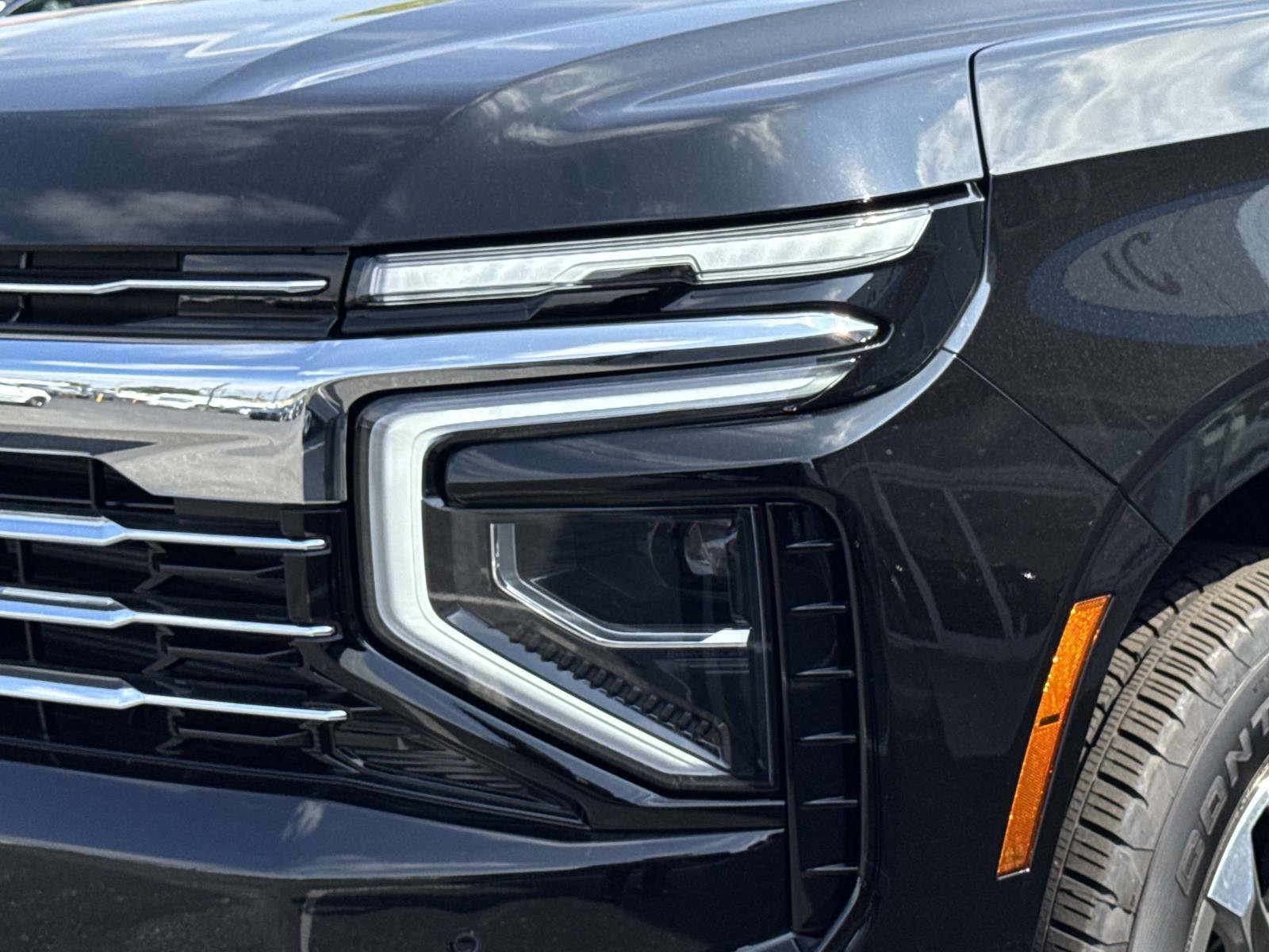 New 2026 Chevrolet Suburban LT w/ Comfort Package image 24