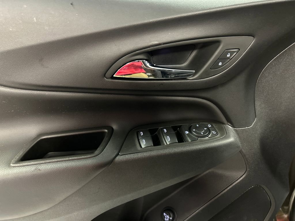 Used 2024 Chevrolet Equinox LT image 14