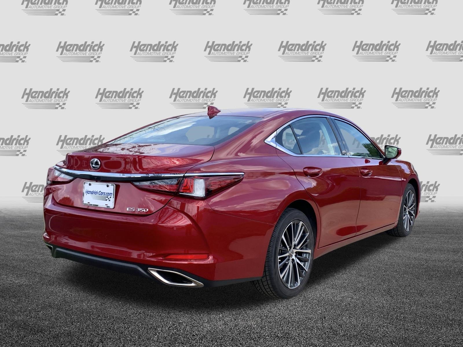 Certified 2024 Lexus ES 350 w/ Premium Package image 10