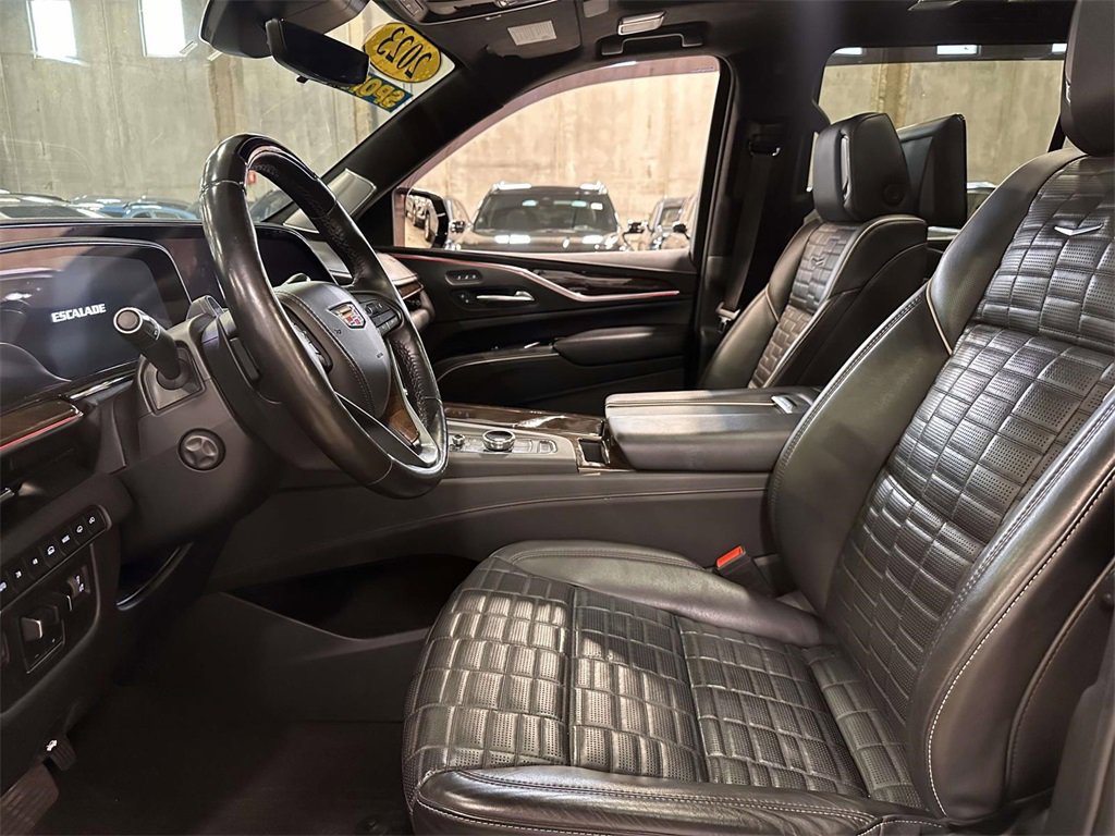 Used 2023 Cadillac Escalade Sport Platinum image 16