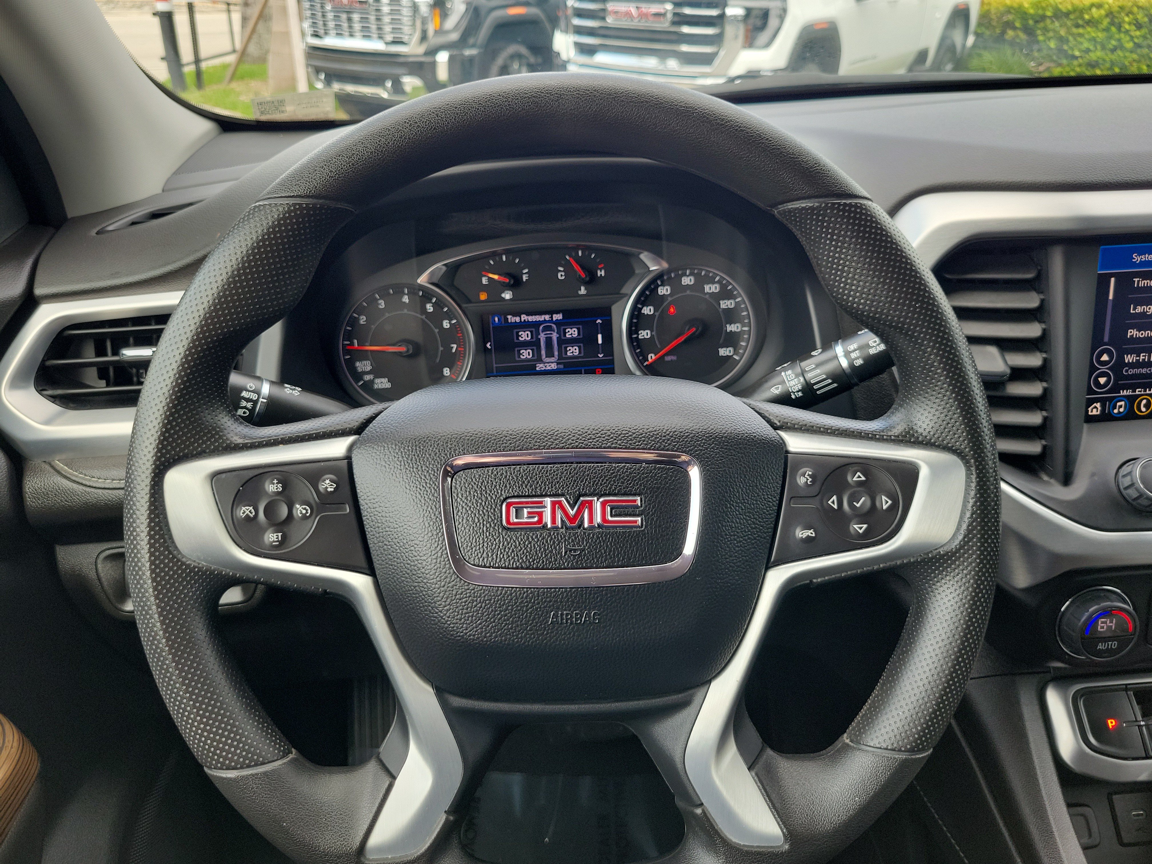 Used 2023 GMC Acadia SLE w/ Driver Convenience Package FWD image 19