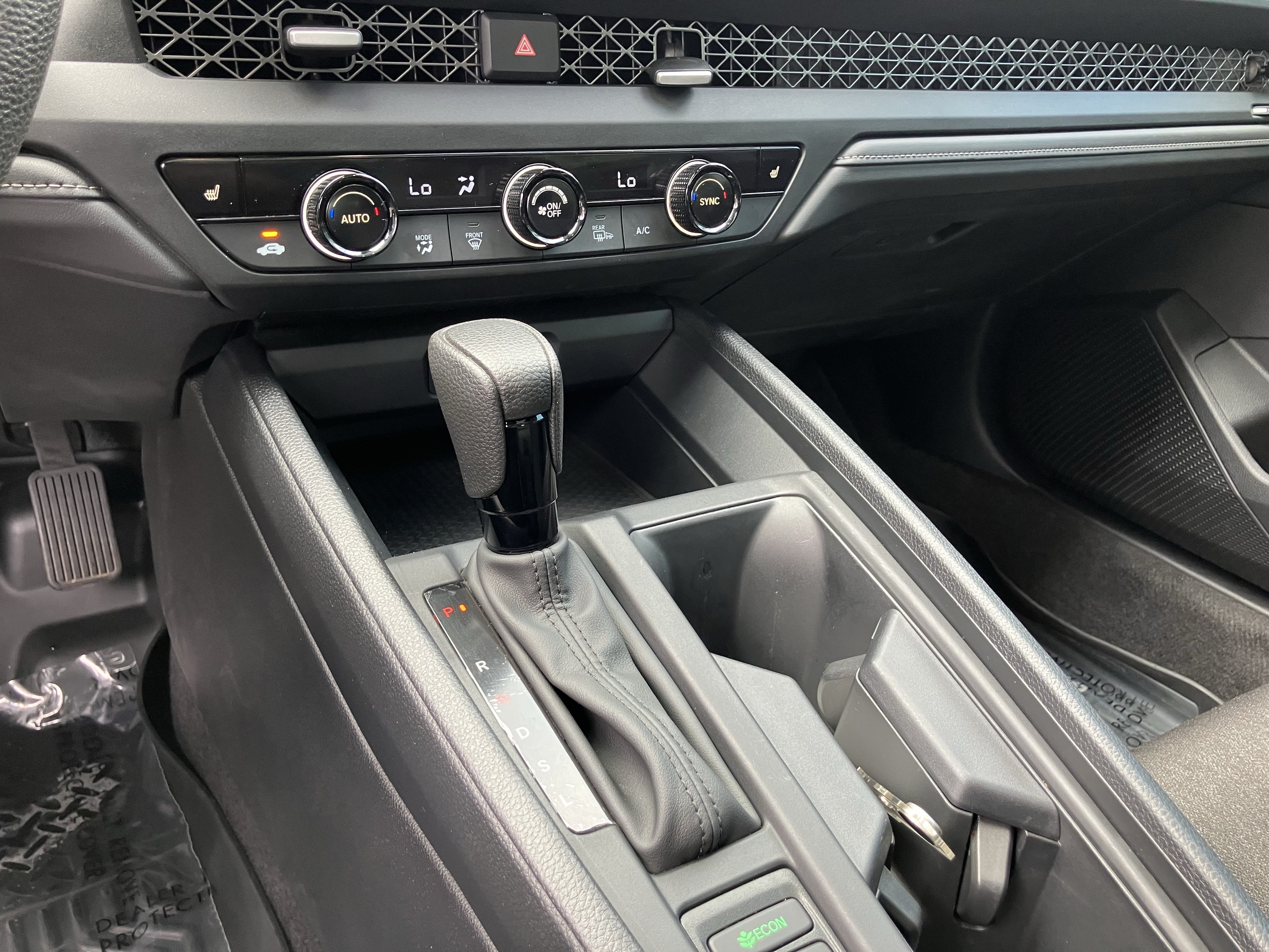 Used 2025 Honda Accord SE image 28