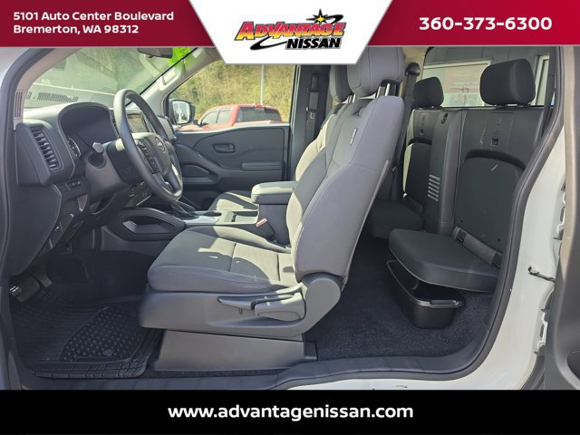 Used 2024 Nissan Frontier S AWD/4WD image 17