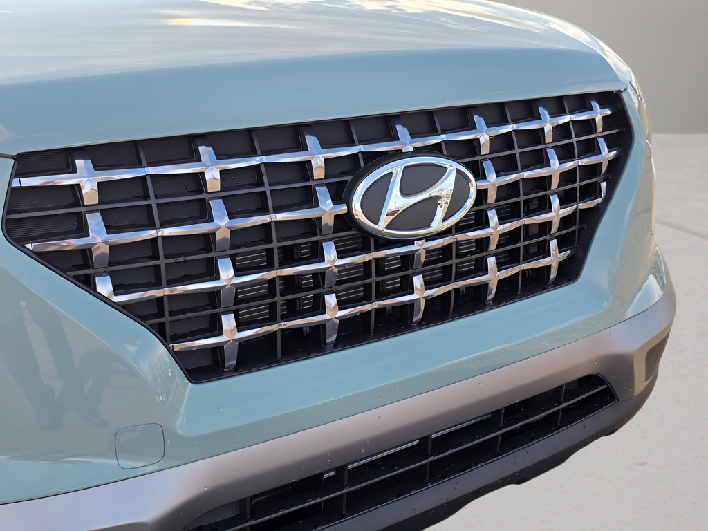New 2026 Hyundai Venue SEL FWD image 9