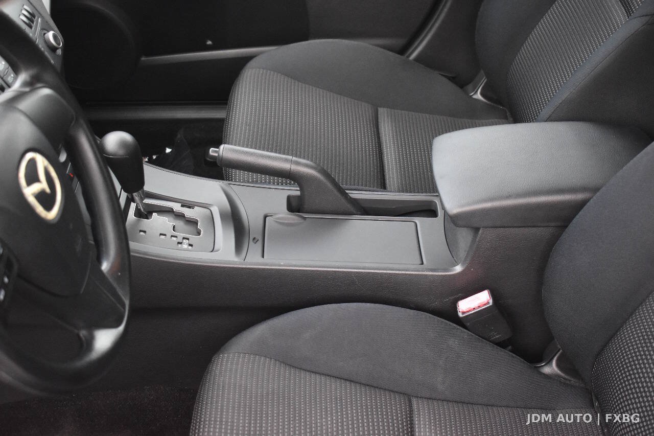 Used 2012 MAZDA MAZDA3 i Sport FWD image 26
