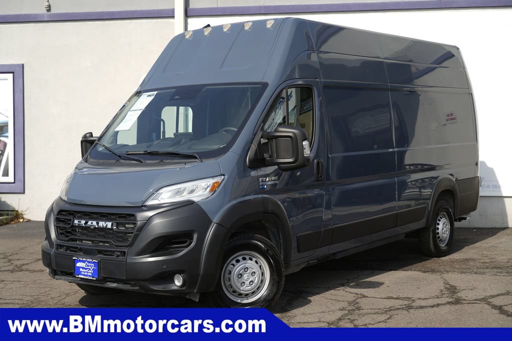 Used 2024 RAM ProMaster 3500 FWD image 2