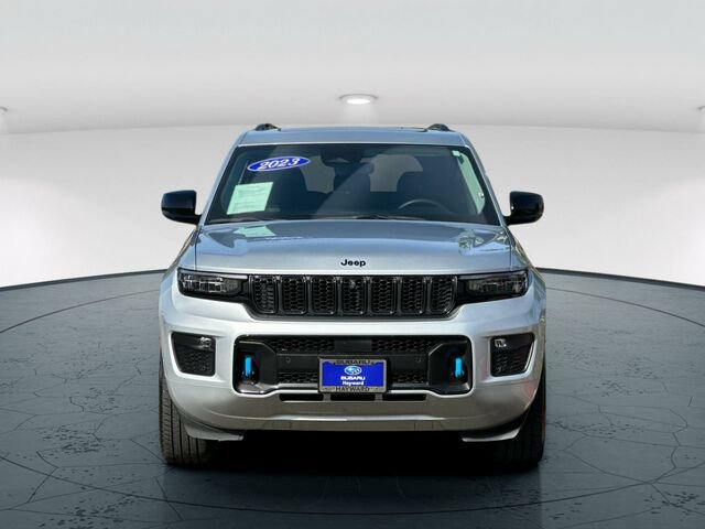 Used 2023 Jeep Grand Cherokee 30th Anniversary AWD/4WD image 9