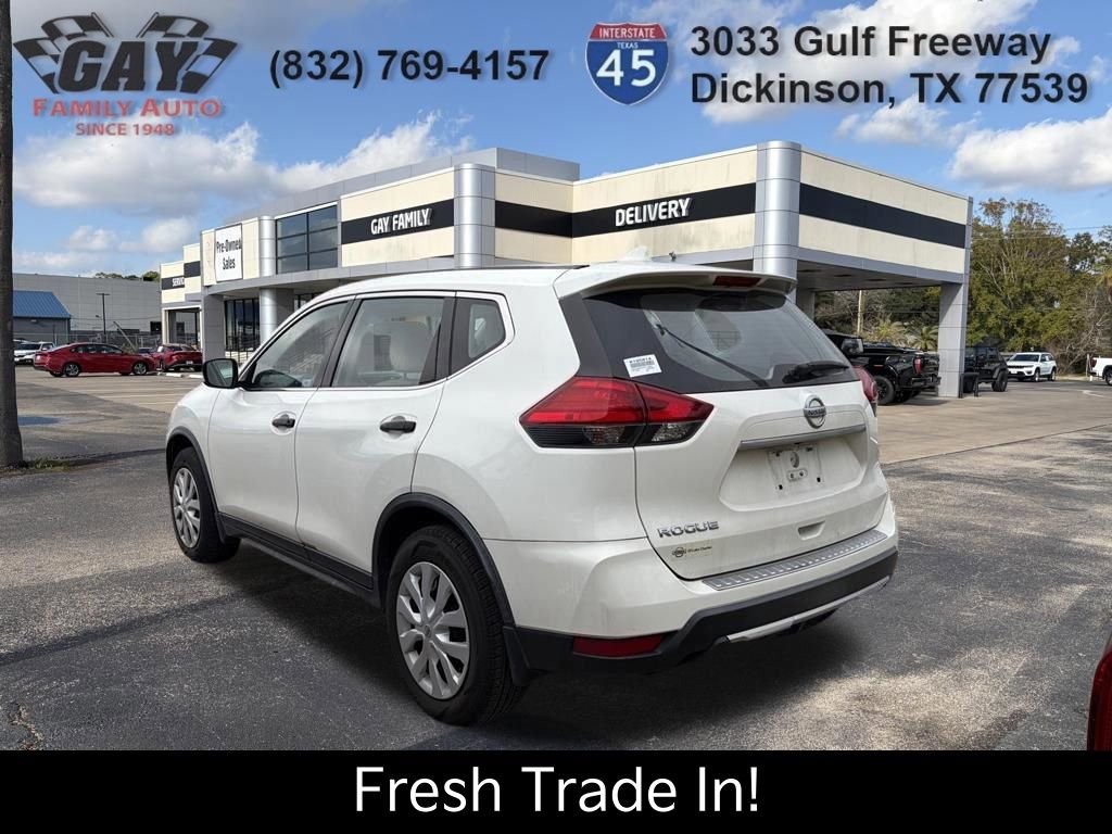 Used 2017 Nissan Rogue S image 5