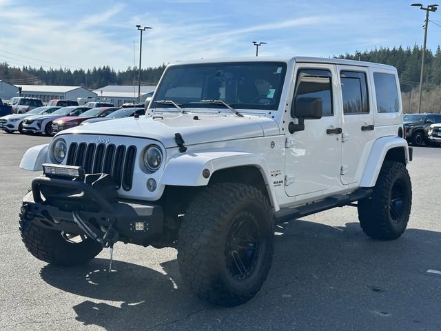 Used 2017 Jeep Wrangler Unlimited Sahara w/ Connectivity Group AWD/4WD image 6