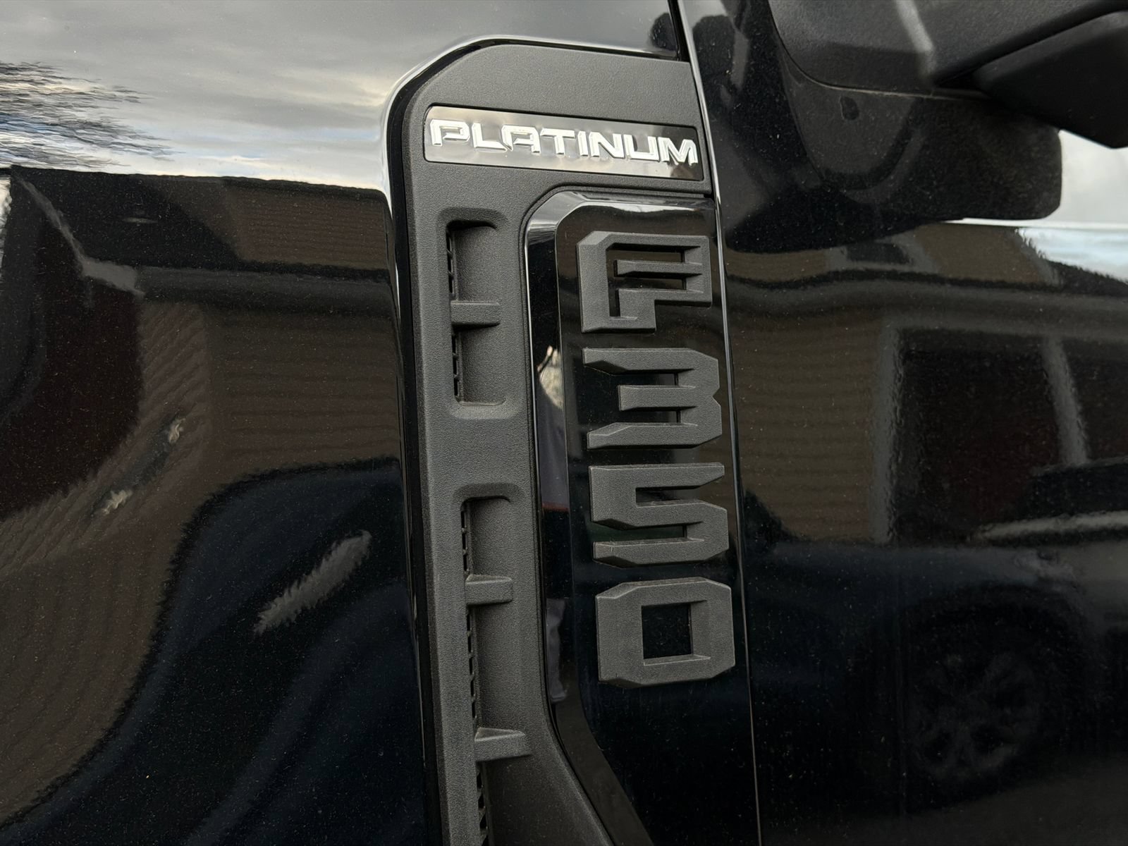 New 2026 Ford F350 Platinum AWD/4WD image 16