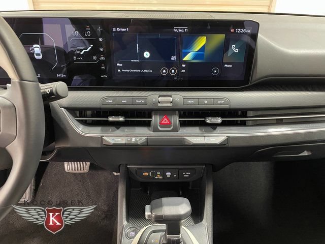 Used 2025 Kia K4 GT-Line w/ GT-Line Premium Package FWD image 17