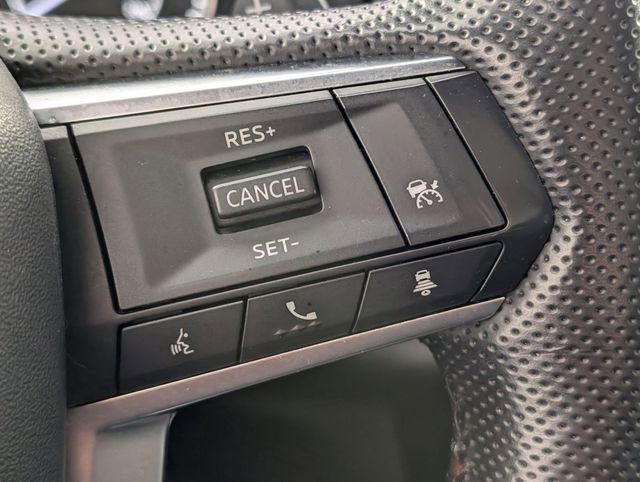Used 2022 Mitsubishi Outlander SEL Black Edition image 16