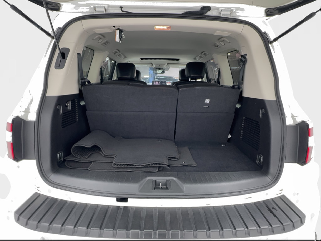 Used 2024 Nissan Armada SL w/ Captain's Chairs Package RWD image 19