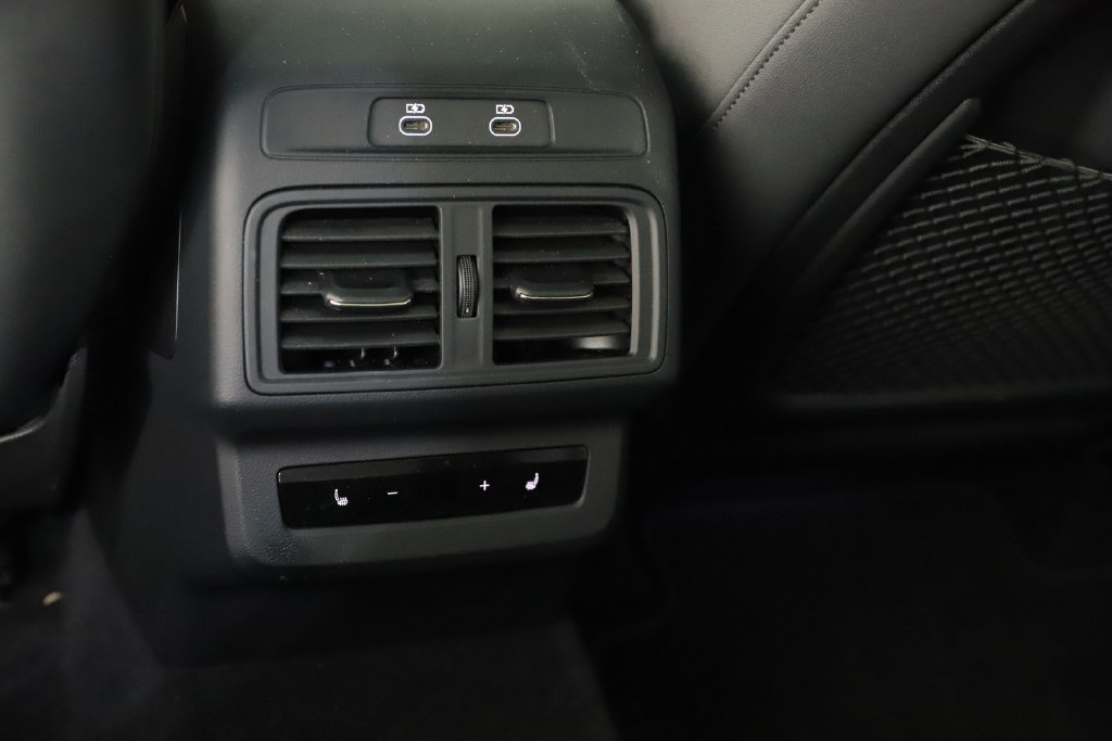 Certified 2025 Audi Q5 Prestige AWD/4WD image 23