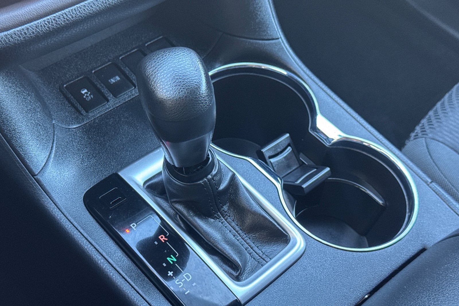 Used 2019 Toyota Highlander LE FWD image 22
