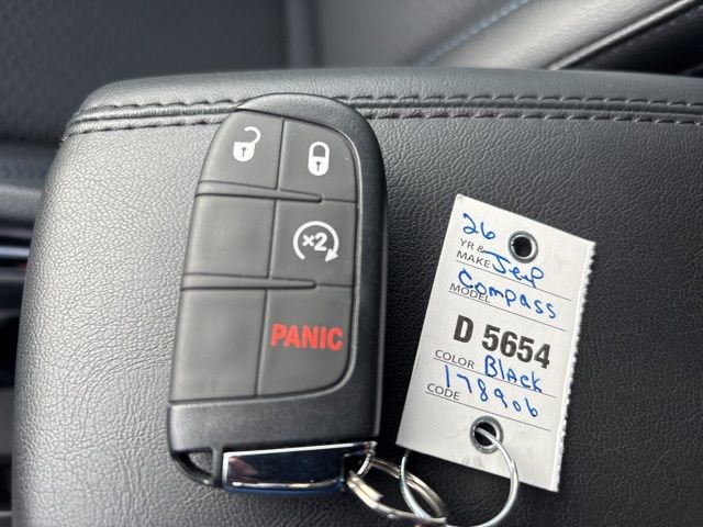 New 2026 Jeep Compass Latitude image 29