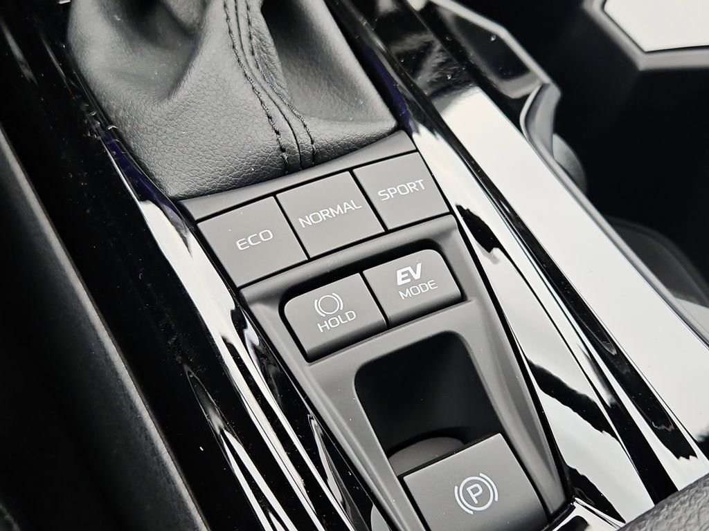 New 2026 Toyota Camry Hybrid image 11