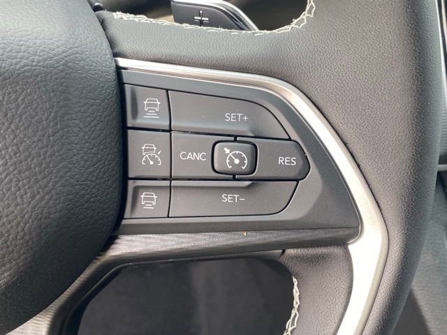 New 2025 Jeep Grand Cherokee L Altitude image 18