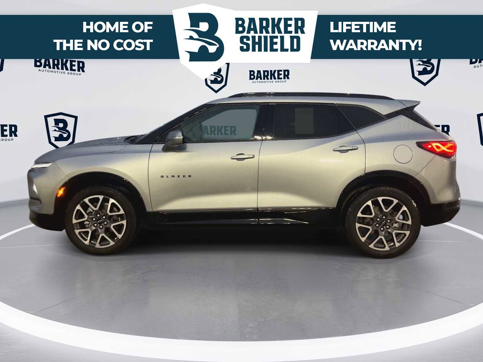 Used 2025 Chevrolet Blazer RS FWD image 5