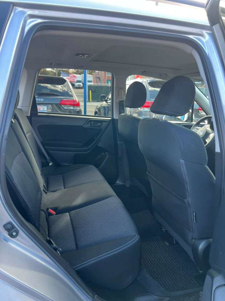 Used 2015 Subaru Forester 2.5i Premium w/ All-Weather Package image 34