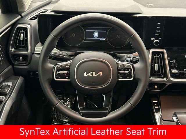 Used 2023 Kia Sorento S image 29