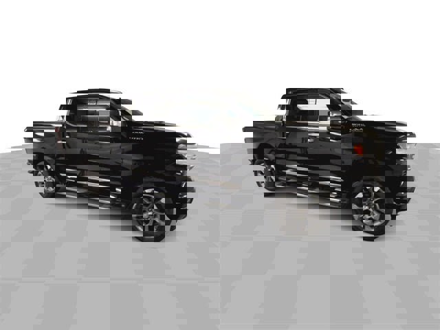 Used 2022 Chevrolet Silverado 1500 High Country w/ Max Trailering Package image 2