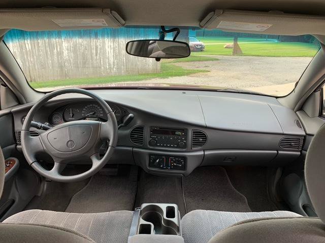 Used 2004 Buick Century Custom FWD image 26