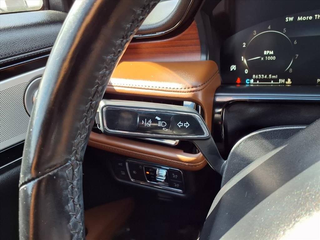 Used 2022 Lincoln Nautilus Reserve w/ Equipment Group 202A AWD/4WD image 19