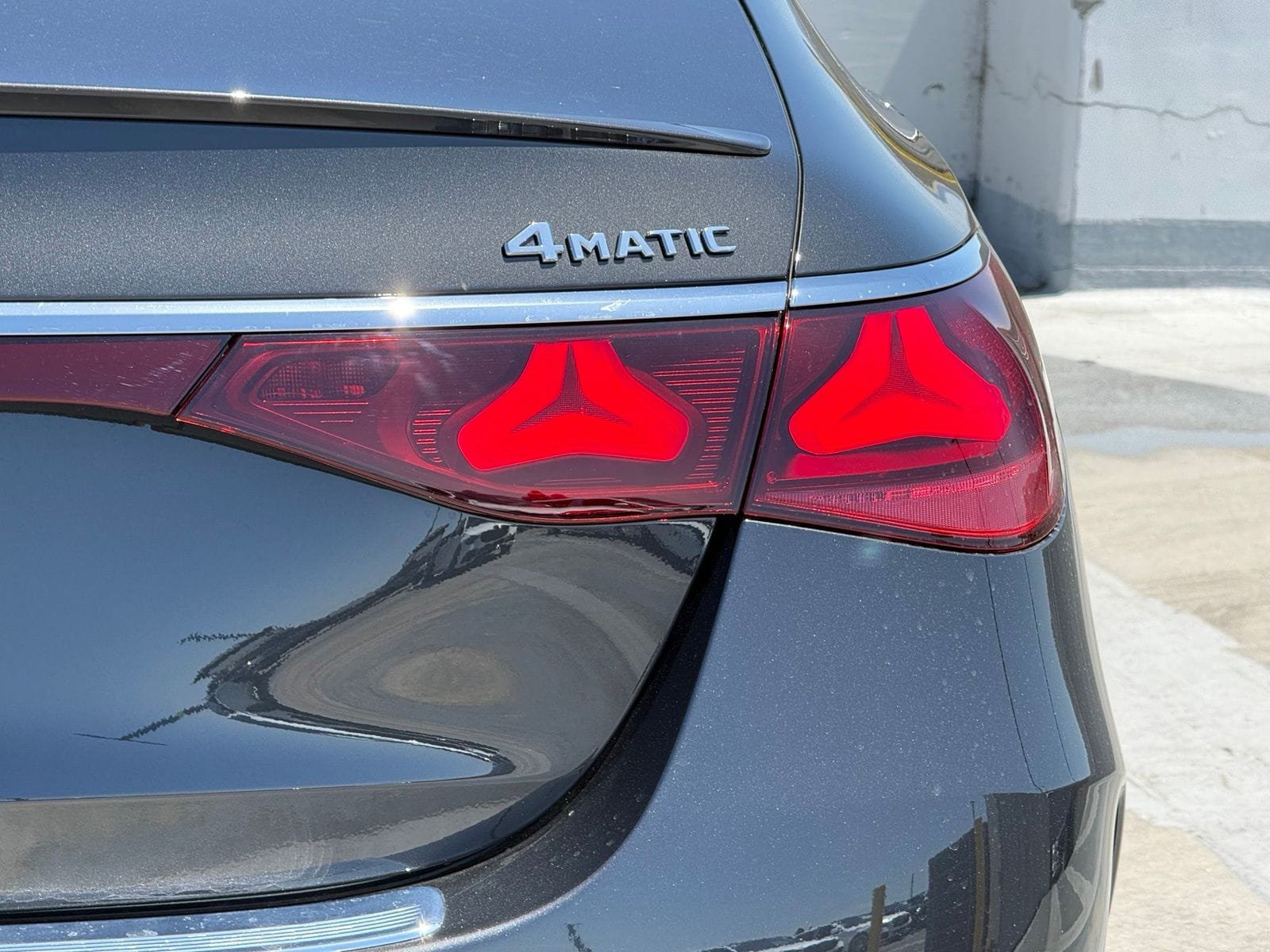 New 2026 Mercedes-Benz E 450 4MATIC Sedan image 11