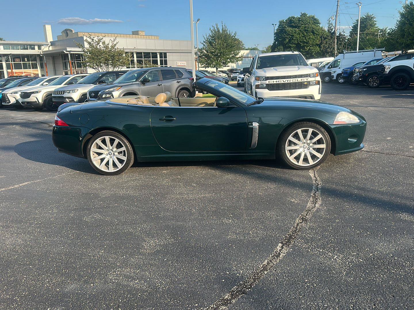 Used 2007 Jaguar XK Convertible RWD image 2