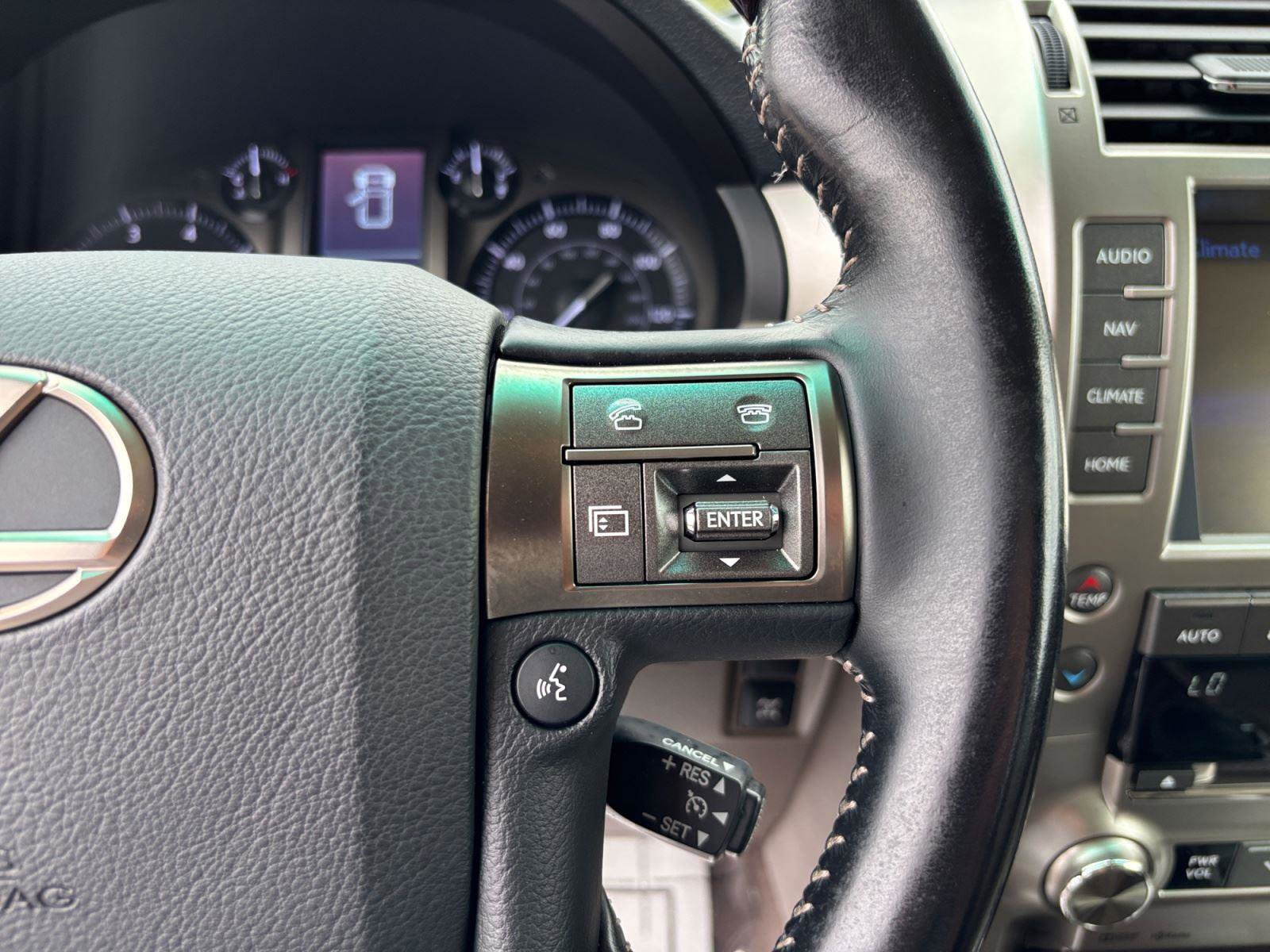 Used 2017 Lexus GX 460 Premium AWD/4WD image 27
