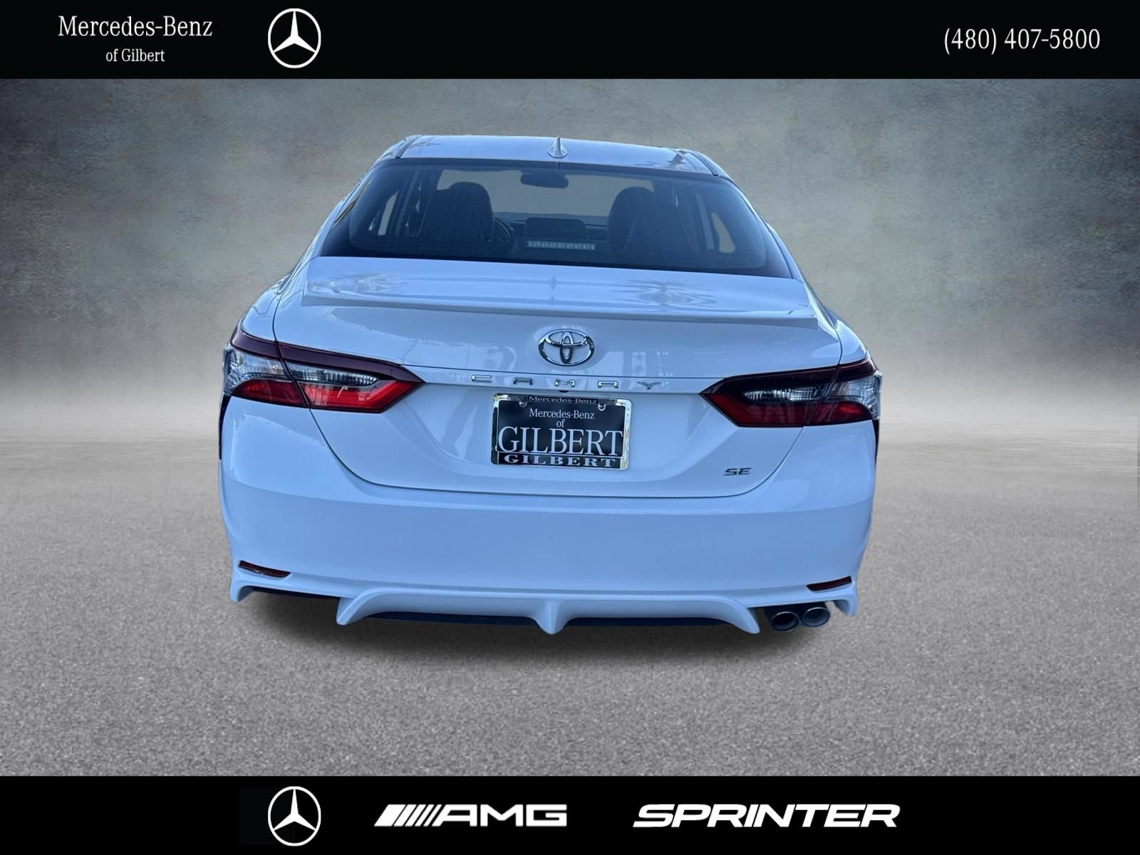 Used 2024 Toyota Camry SE FWD image 4