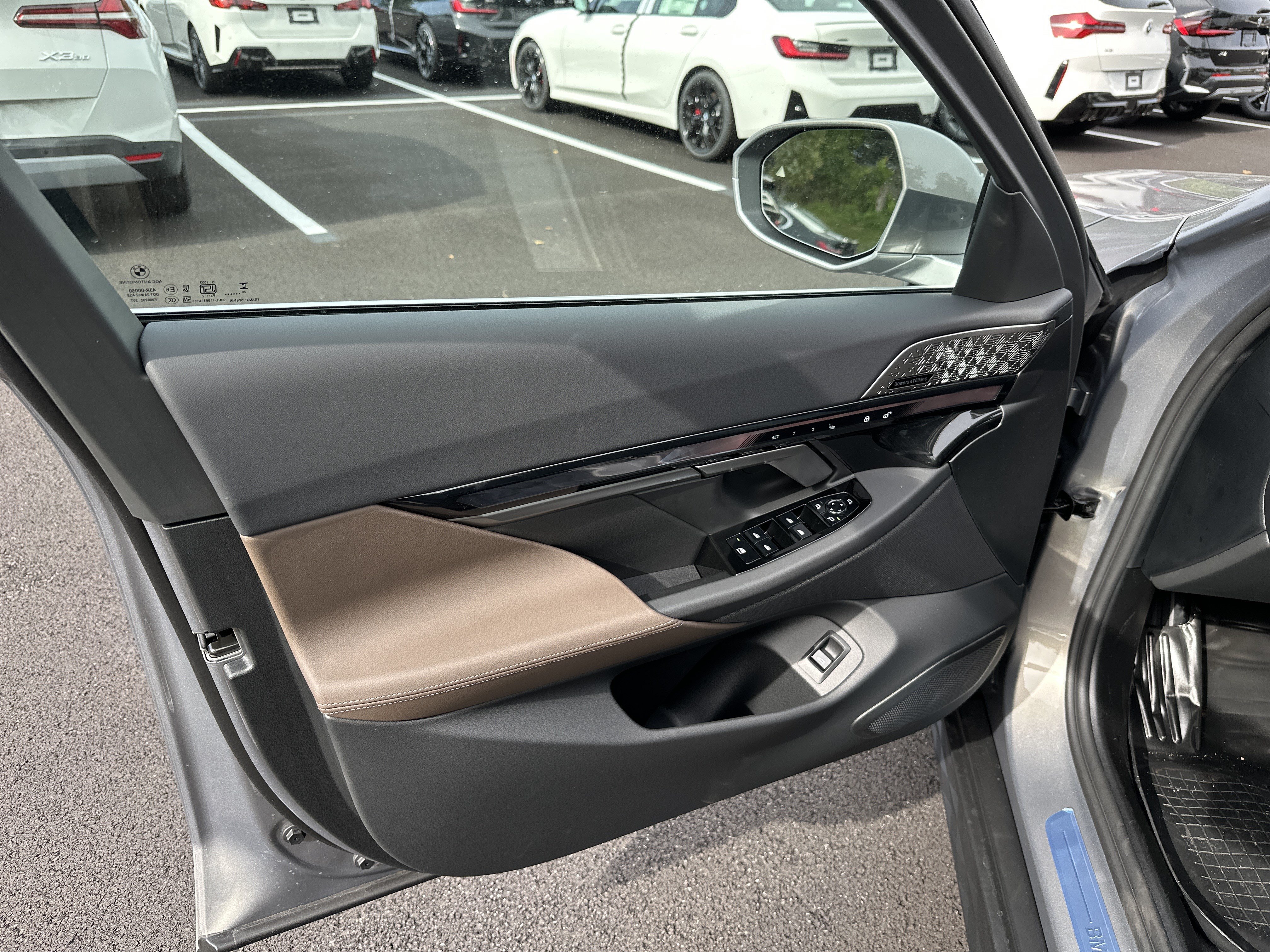 New 2027 BMW 530i xDrive w/ Premium Package AWD/4WD image 8
