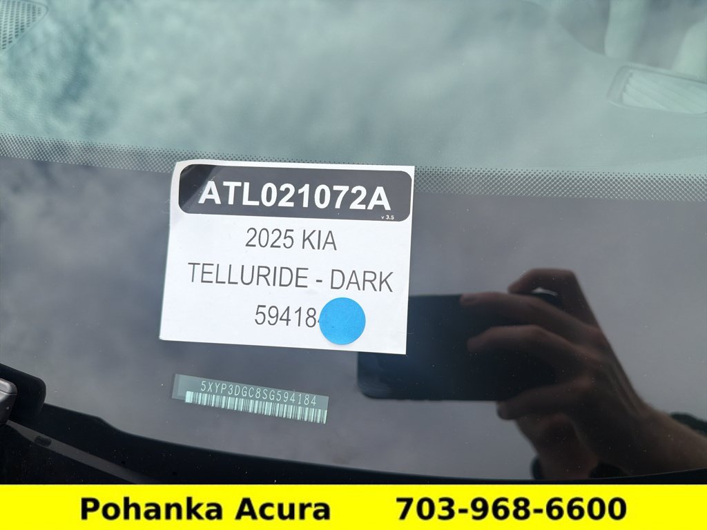 Used 2025 Kia Telluride EX w/ EX Captain's Chair Package AWD/4WD image 38