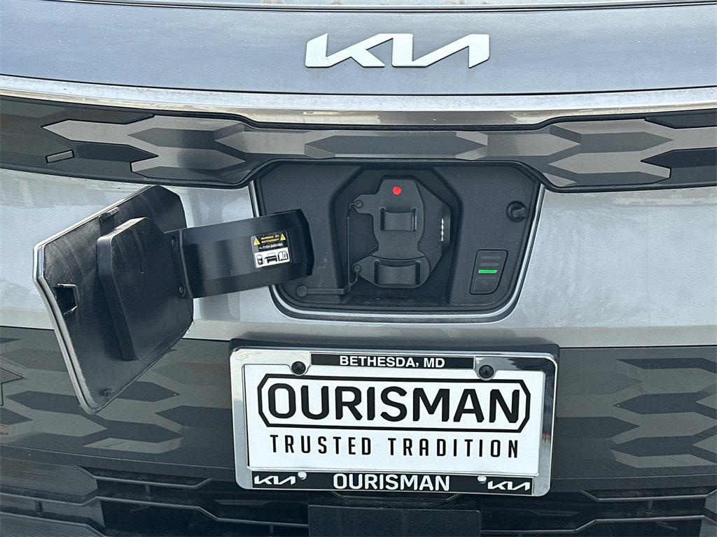 New 2025 Kia Niro Wind image 12