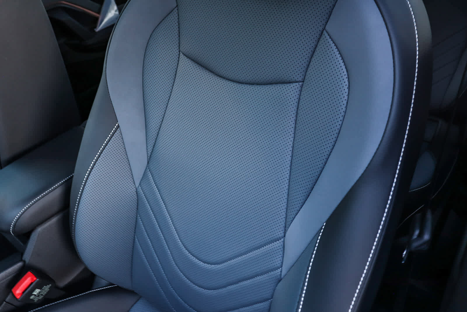 New 2026 Volkswagen Tiguan SE R-Line image 28