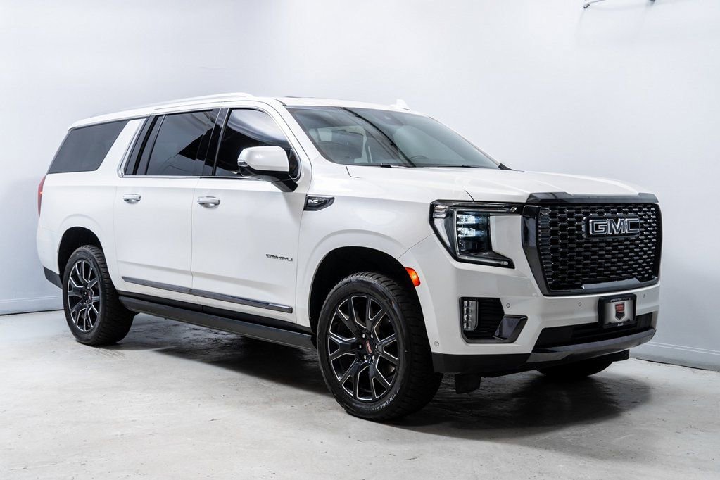 Used 2024 GMC Yukon XL Denali Ultimate image 8