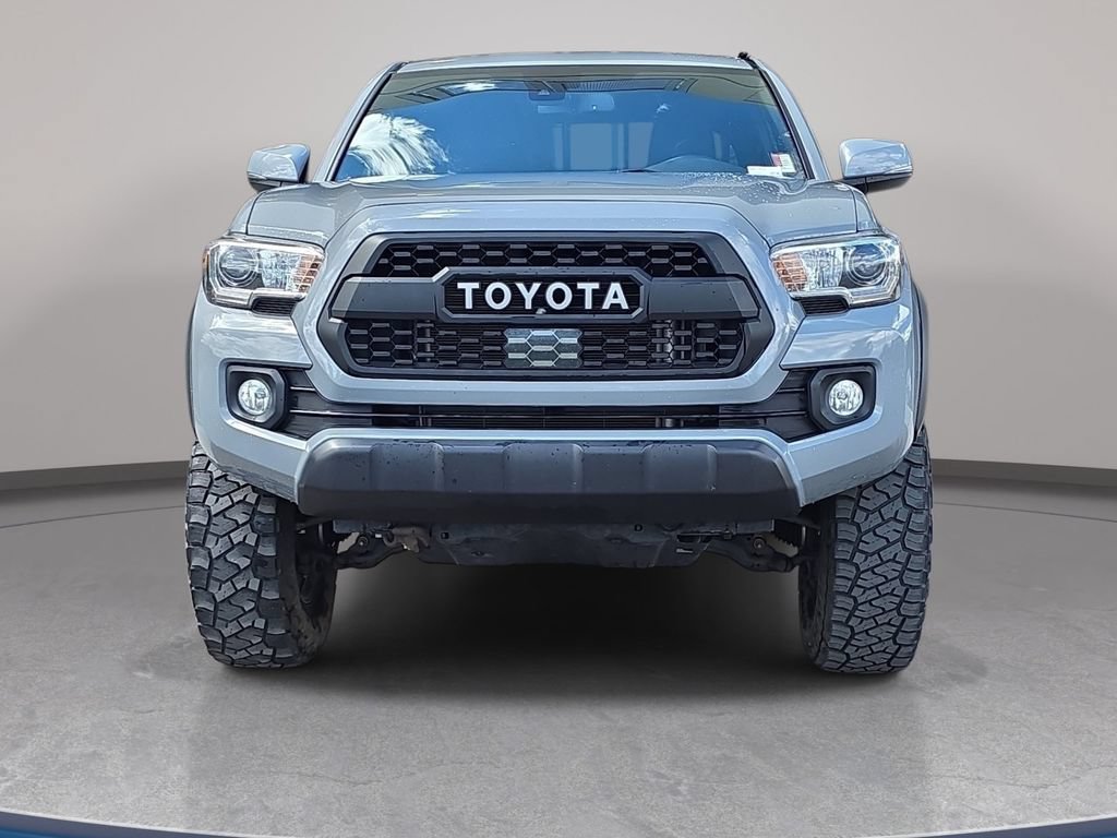 Used 2021 Toyota Tacoma TRD Off-Road AWD/4WD image 3